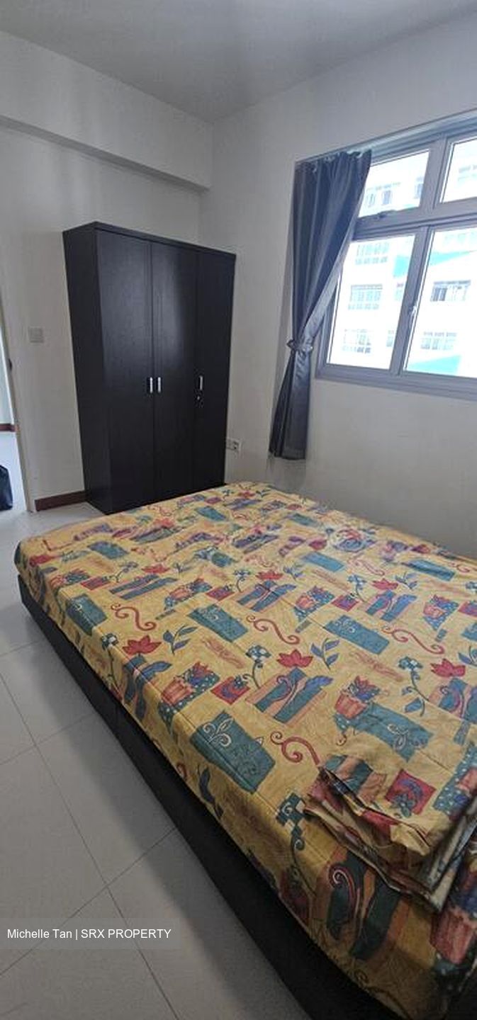 Sengkang West Way (Sengkang),  #565924011